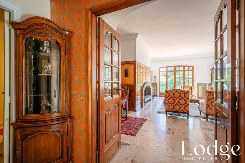 Vente maison 8 pièces 229.3 m² à Aix-en-Provence 13100