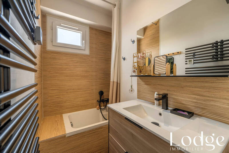 Vente appartement 3 pièces 69 m² à Aix-en-Provence 13090