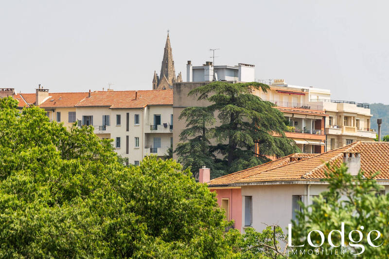 Vente appartement 3 pièces 69 m² à Aix-en-Provence 13090