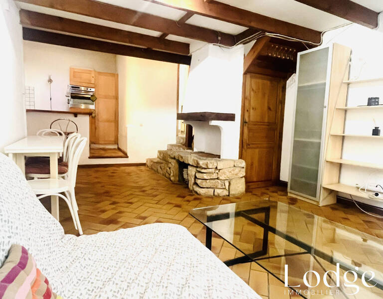 Bien vendu appartement 2 pièces 44 m² à Aix-en-Provence 13100