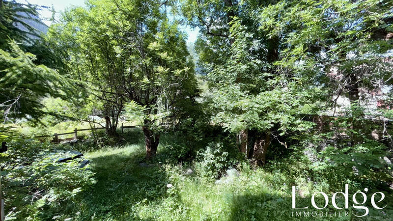 Vente maison 10 pièces 350 m² à Névache 05100