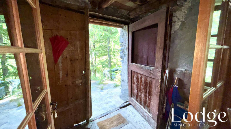 Vente maison 10 pièces 350 m² à Névache 05100