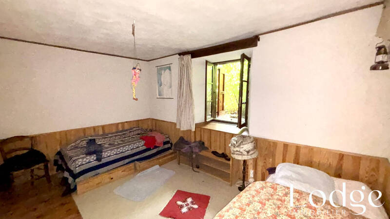 Vente maison 10 pièces 350 m² à Névache 05100