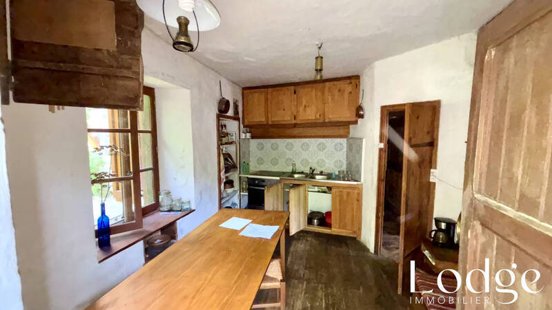 Vente maison 10 pièces 350 m² à Névache 05100