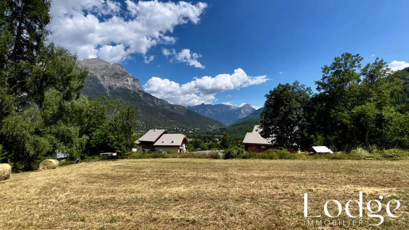 Vente terrain 1224 m² à Pelvoux 05340