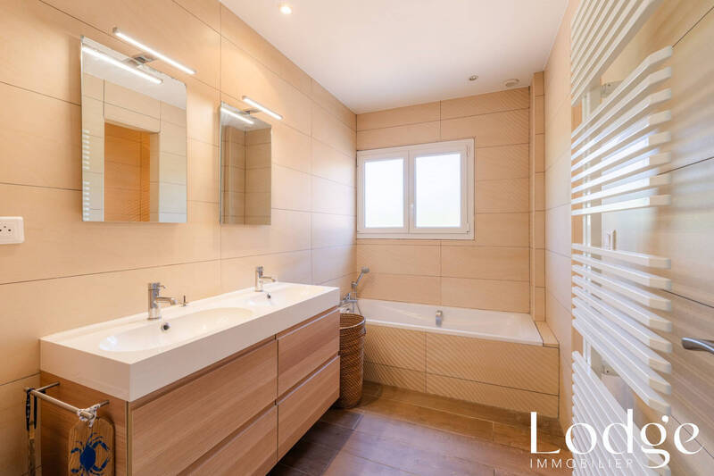 Vente maison 8 pièces 169 m² à Bouc-Bel-Air 13320