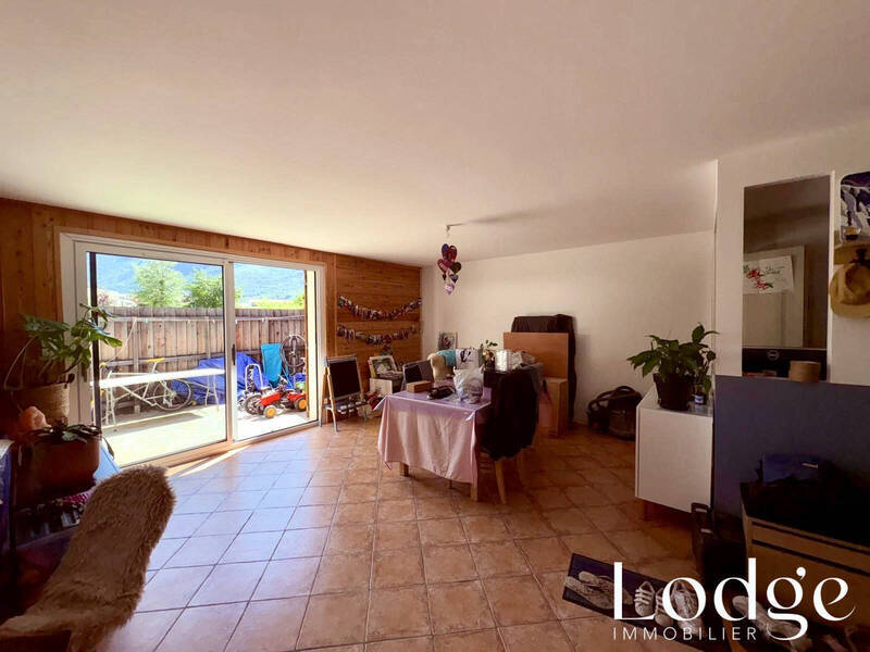 Vente appartement 4 pièces 116 m² à L' Argentière-la-Bessée 05120