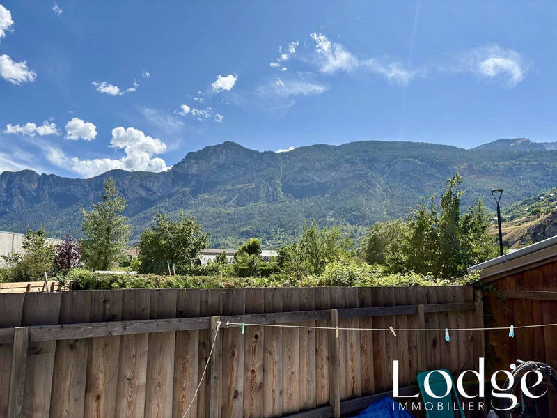Vente appartement 4 pièces 116 m² à L' Argentière-la-Bessée 05120
