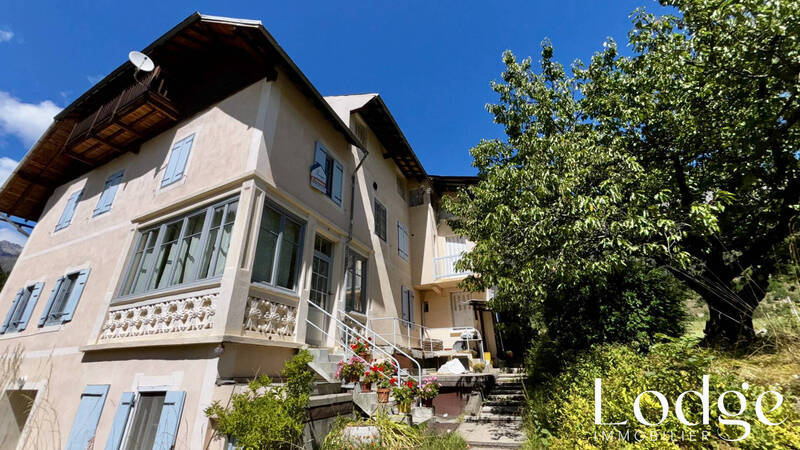 Vente maison 26 pièces 400 m² à Pelvoux 05340
