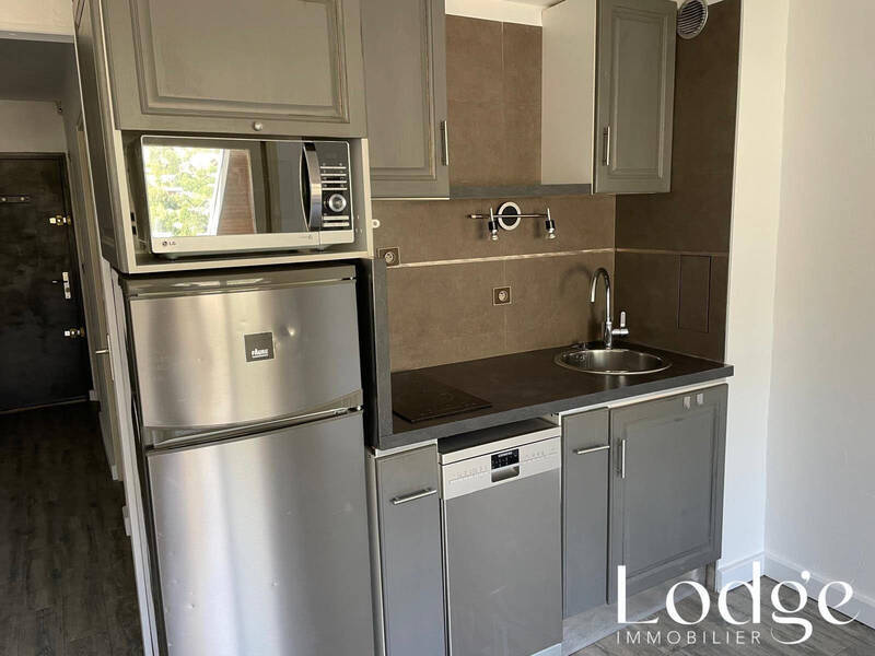 Bien vendu appartement 1 pièce 26 m² à Briançon 05100