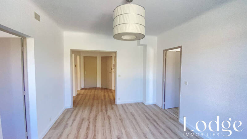 Bien vendu appartement 4 pièces 60.51 m² à Aix-en-Provence 13100
