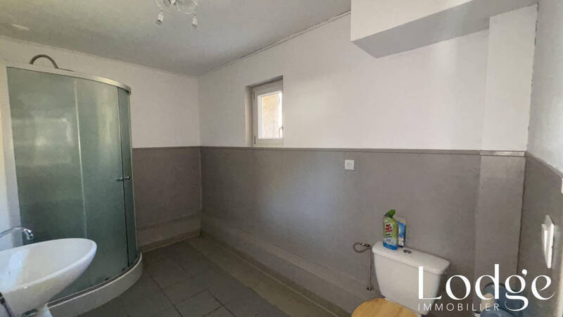 Bien vendu maison 5 pièces 105 m² à Saint-Martin-de-Queyrières 05120