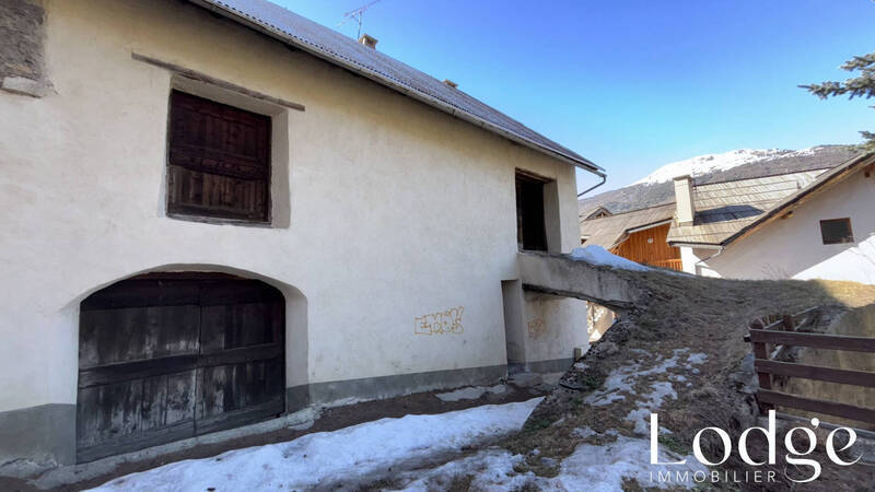 Vente maison 6 pièces 400 m² à Villar-Saint-Pancrace 05100
