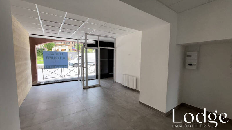 Location local 57 m² à Briançon 05100 1 390 €