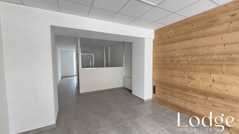 Location local 57 m² à Briançon 05100 1 390 €