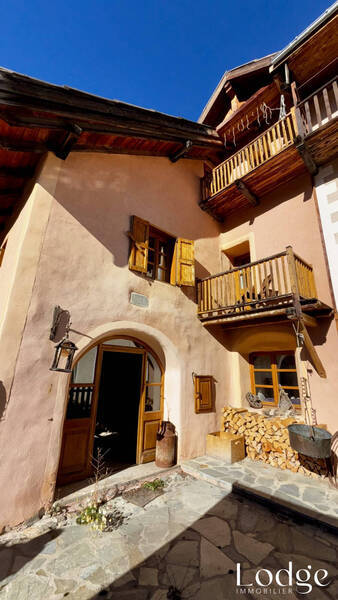 Vente maison 12 pièces 440 m² à La Salle-les-Alpes 05240