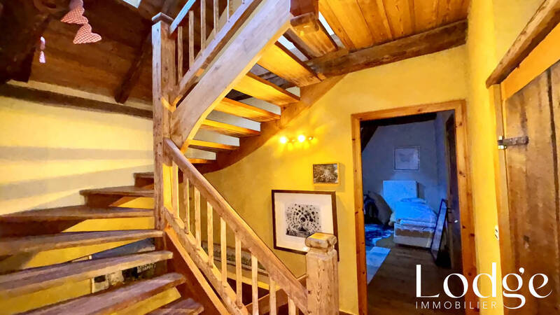 Vente maison 12 pièces 440 m² à La Salle-les-Alpes 05240