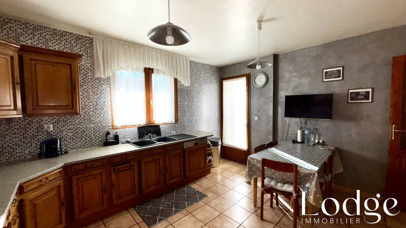 Vente maison 7 pièces 150 m² à La Roche-de-Rame 05310