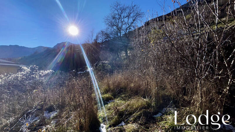 Vente maison 10 pièces 350 m² à L' Argentière-la-Bessée 05120