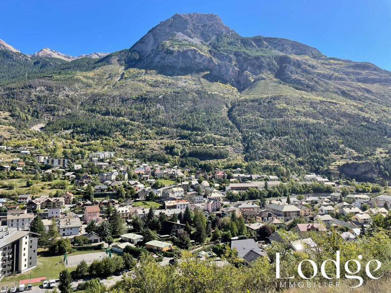 Bien vendu terrain 845 m² à L' Argentière-la-Bessée 05120