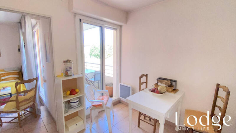 Location appartement 2 pièces 43.38 m² à Aix-en-Provence 13100 - 899 €