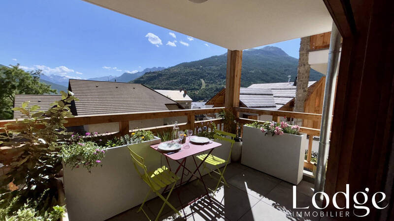 Location appartement 2 pièces 44 m² à Briançon 05100 - 875 €