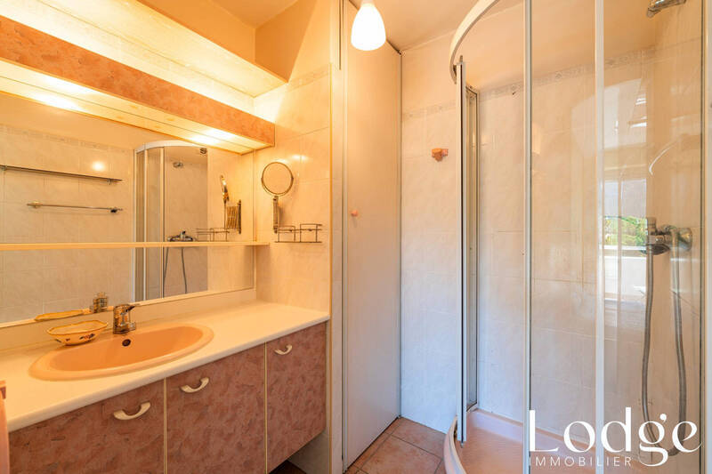 Vente appartement 4 pièces 101 m² à Aix-en-Provence 13100