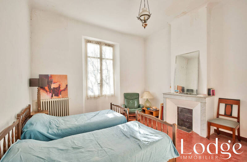 Vente maison 10 pièces 220 m² à Aix-en-Provence 13100
