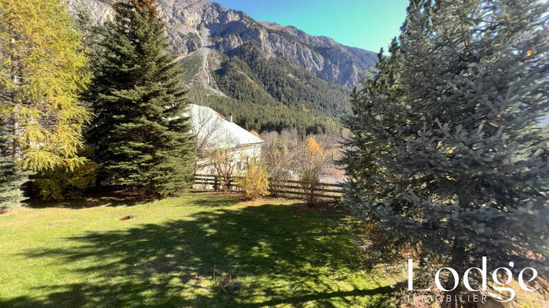 Vente maison 8 pièces 320 m² à Val-des-Prés 05100