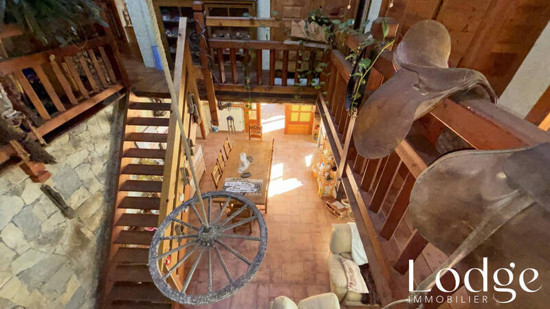 Vente maison 8 pièces 320 m² à Val-des-Prés 05100