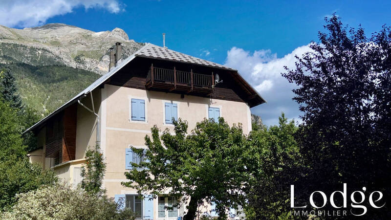 Vente maison 26 pièces 400 m² à Pelvoux 05340