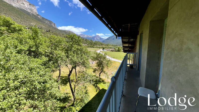 Vente maison 26 pièces 400 m² à Pelvoux 05340