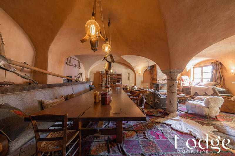 Vente maison 12 pièces 440 m² à La Salle-les-Alpes 05240