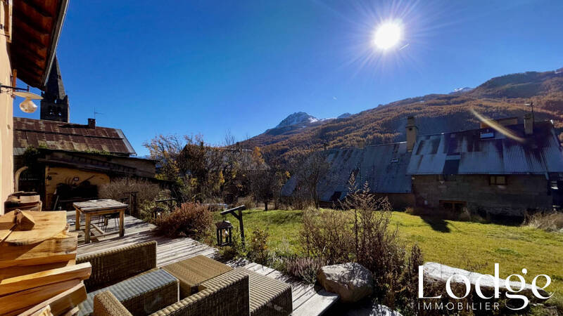Vente maison 12 pièces 440 m² à La Salle-les-Alpes 05240
