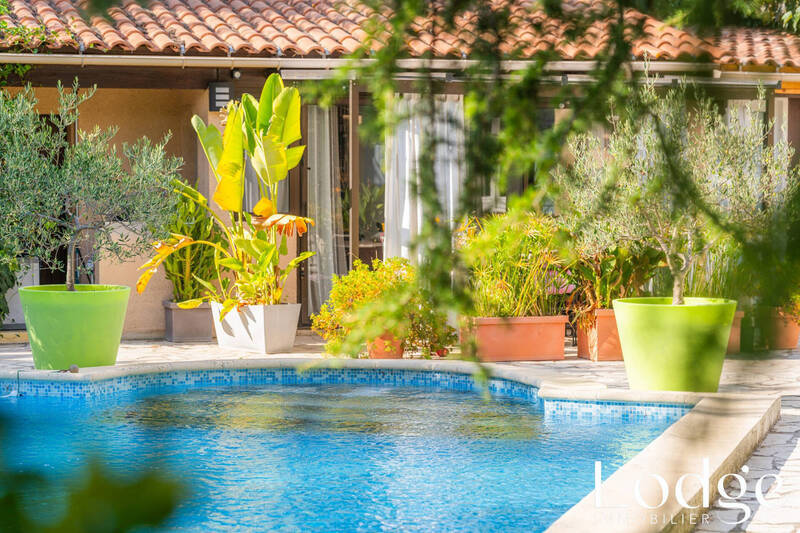 Vente maison 6 pièces 180 m² à Auriol 13390