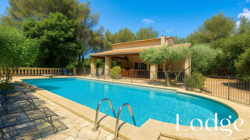 Vente maison 15 pièces 300 m² à Grans 13450