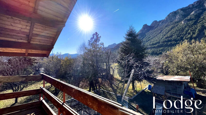 Vente maison 7 pièces 150 m² à La Roche-de-Rame 05310