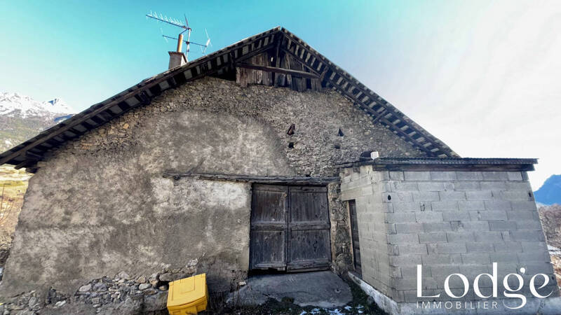 Vente maison 10 pièces 350 m² à L' Argentière-la-Bessée 05120