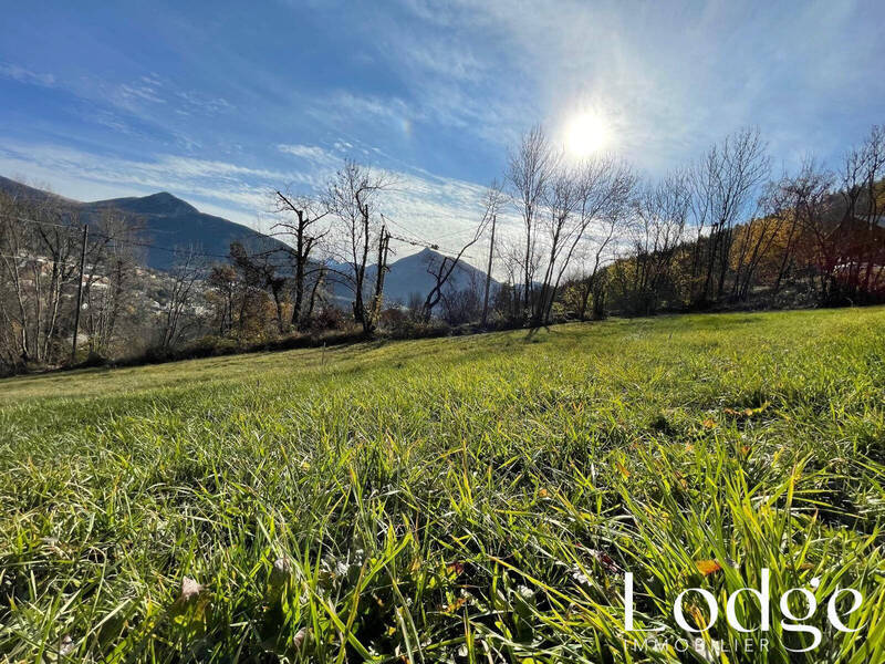Vente terrain 994 m² à Briançon 05100