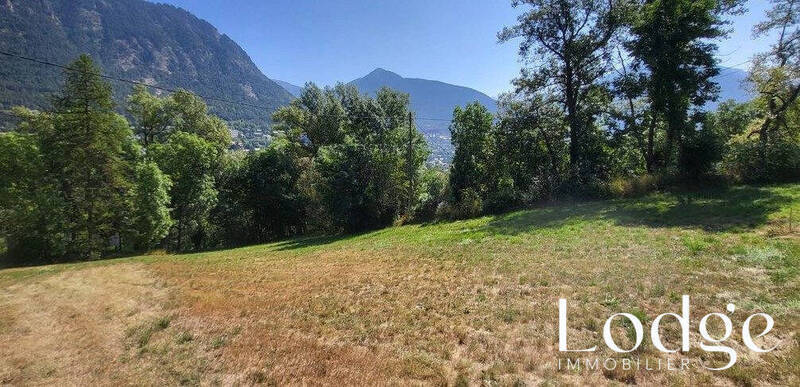 Vente terrain 994 m² à Briançon 05100
