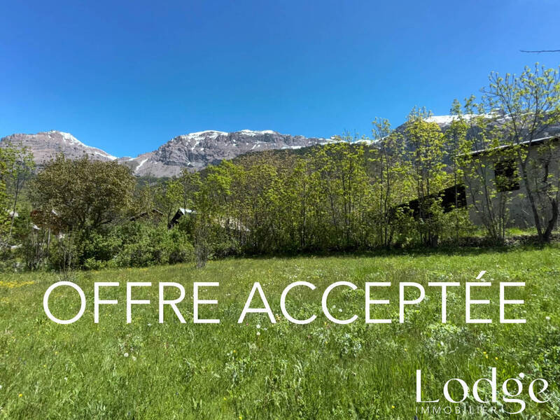 Vente terrain 697 m² à Pelvoux 05340