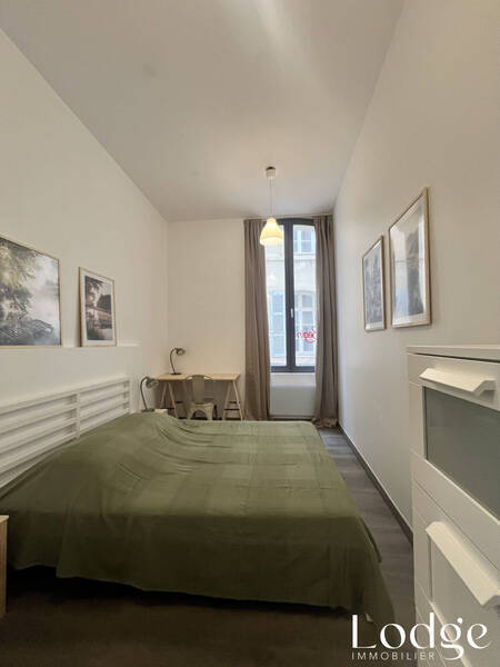 Location appartement 3 pièces 46 m² à Aix-en-Provence 13100 - 1 500 €