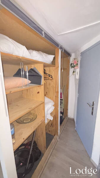 Location appartement 1 pièce 27 m² à Aix-en-Provence 13100 - 745 €