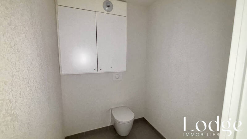 Location appartement 3 pièces 68 m² à Briançon 05100 - 1 085 €