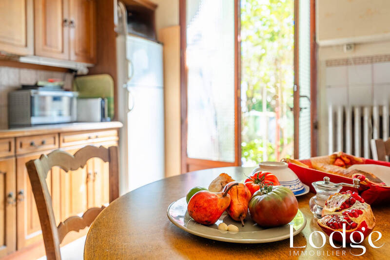 Vente maison 10 pièces 220 m² à Aix-en-Provence 13100