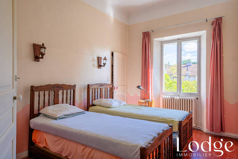 Vente maison 10 pièces 220 m² à Aix-en-Provence 13100