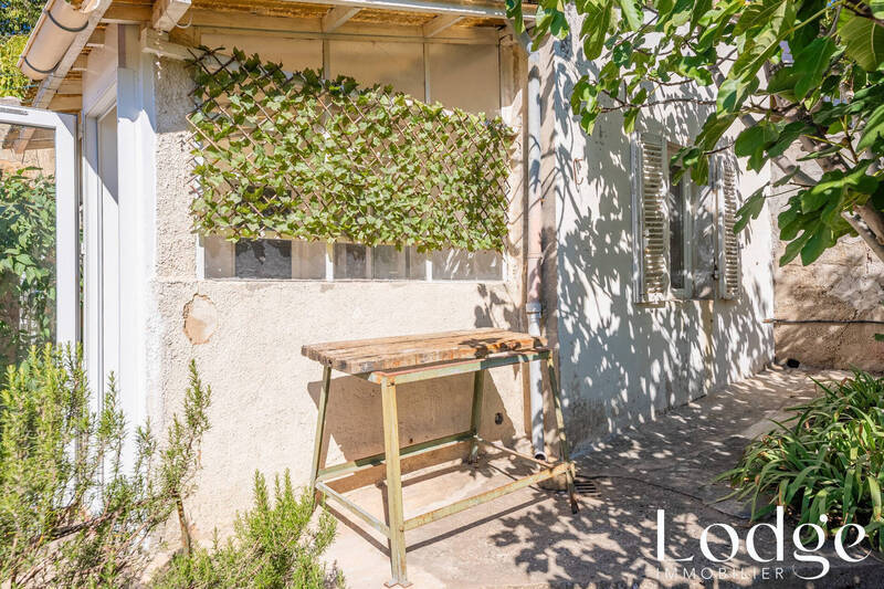 Vente maison 10 pièces 220 m² à Aix-en-Provence 13100