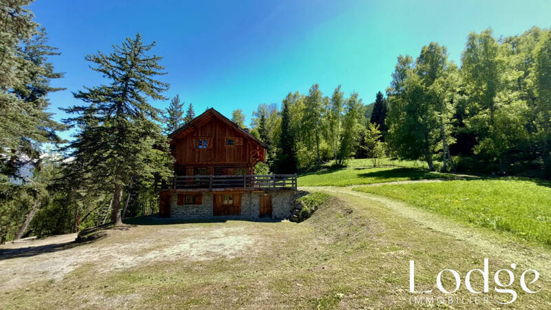 Vente maison 5 pièces 160 m² à Puy-Saint-Vincent 05290