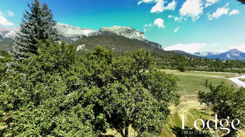 Vente maison 26 pièces 400 m² à Pelvoux 05340