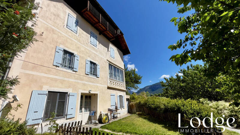 Vente maison 26 pièces 400 m² à Pelvoux 05340